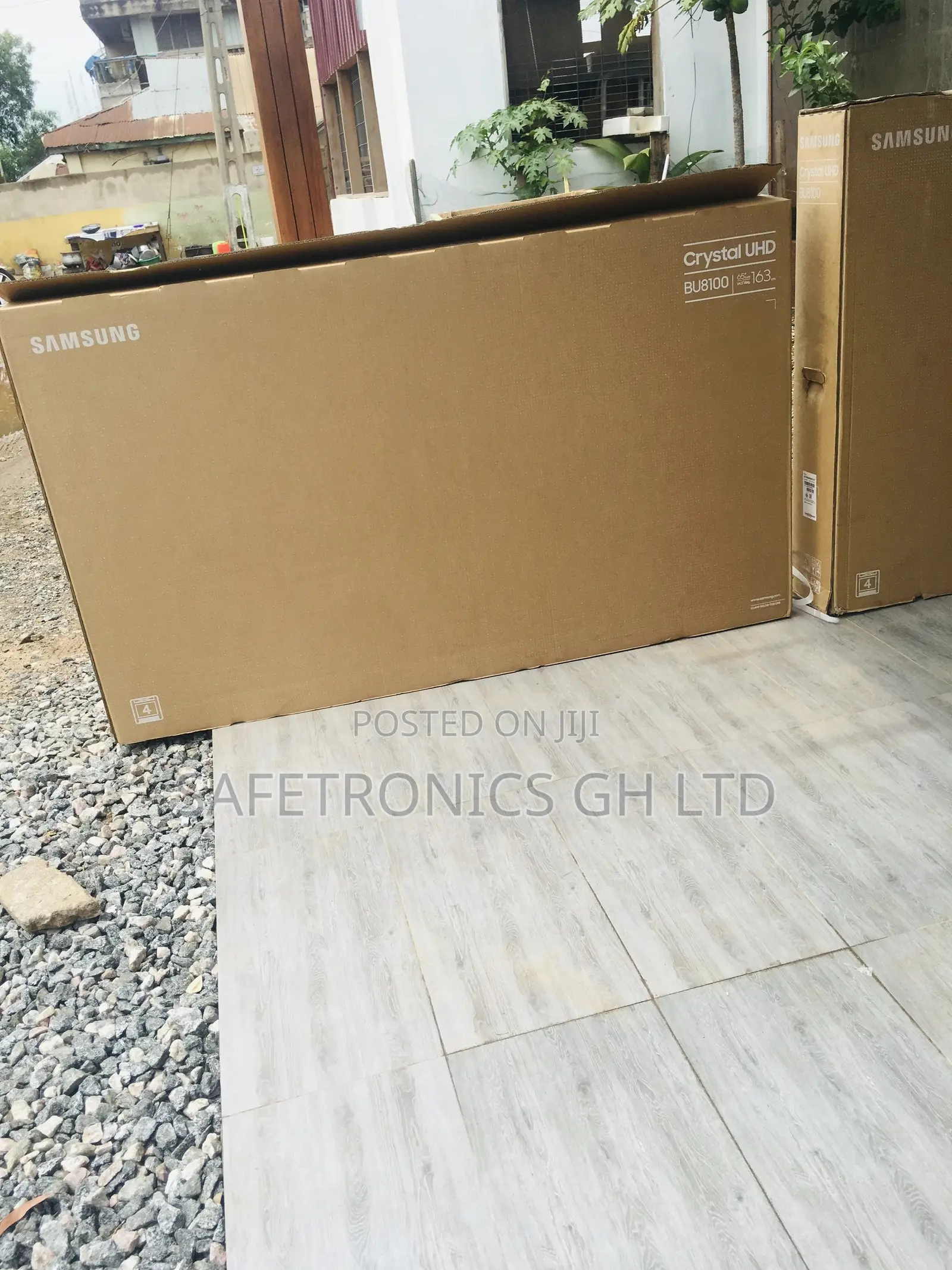 Samsung 75BU8100 75inch Crystal UHD Smart TV
