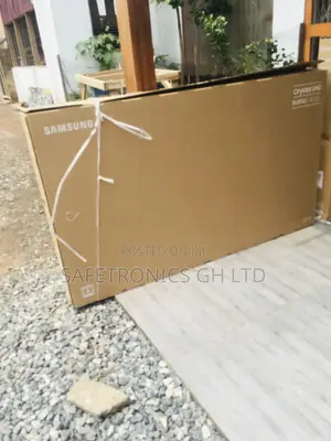Samsung 75BU8100 75” Crystal UHD Smart TV