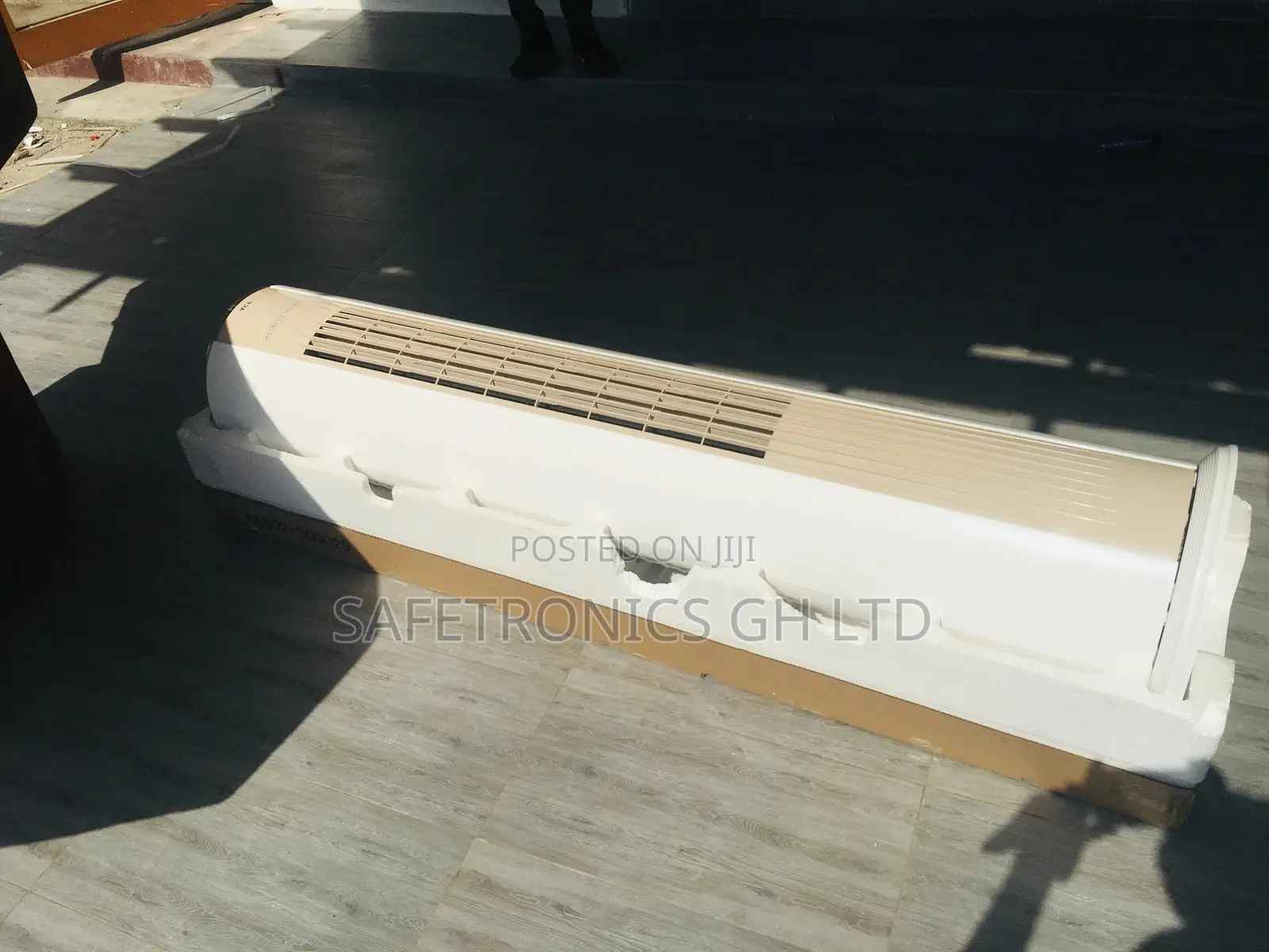 TCL 2.5HP Floor Standing Air Conditioner