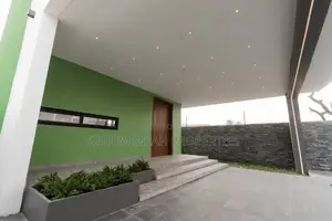 3bdrm House in Ashaley Botwe for Sale