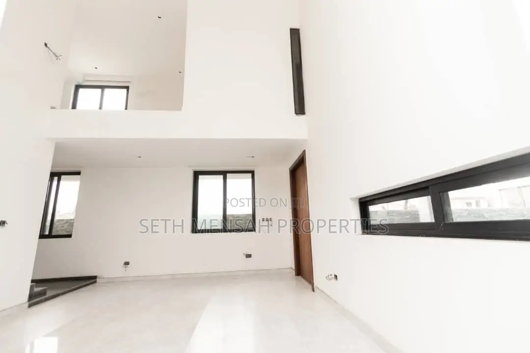 3bdrm House in Ashaley Botwe for Sale