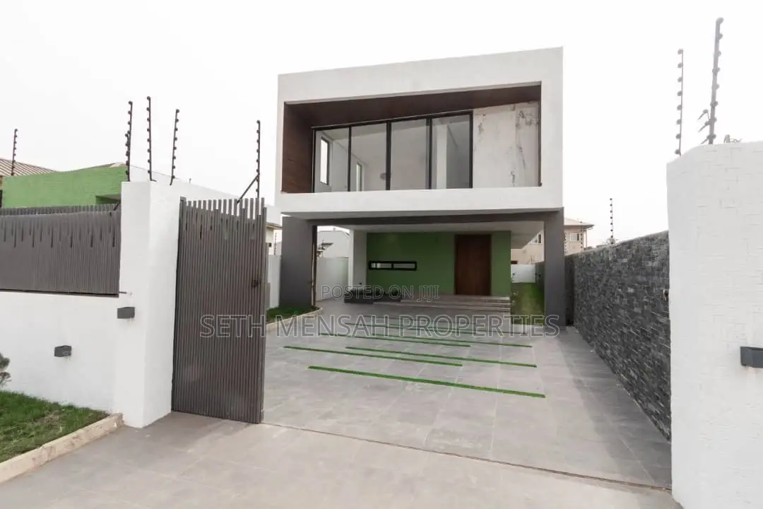 3bdrm House in Ashaley Botwe for Sale