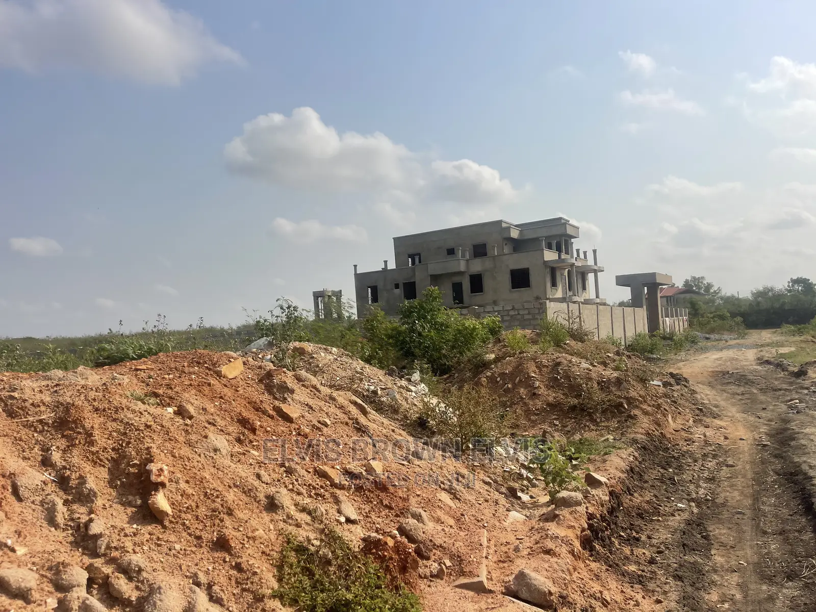 Do You Need a Land to Buy at NMIADJORN or Zoomlion