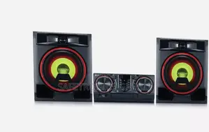 LG Cl65 950W X-Boom Sound System