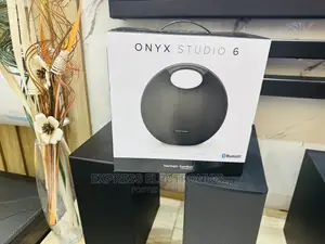 Eco-Friendly Choices and Beautiful Design Onxy 6 Studio