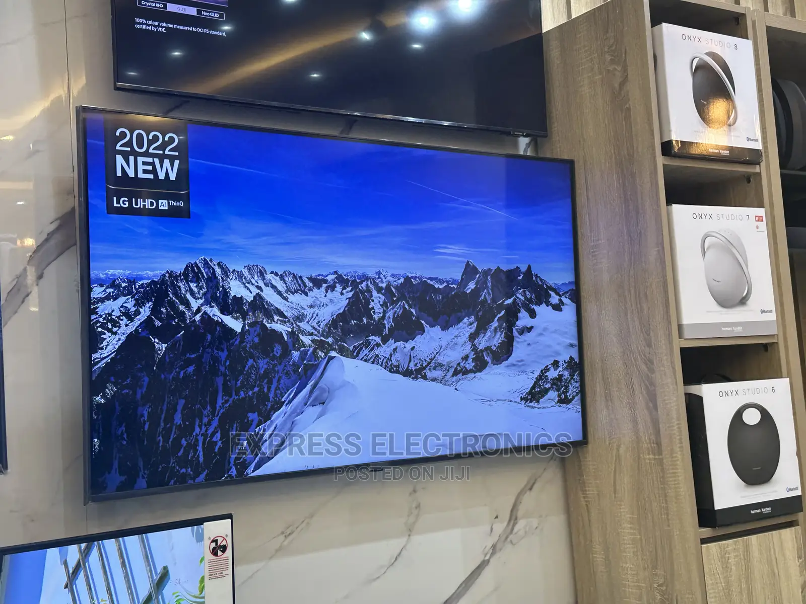 (2022) 65UQ8000 Objects Sounds Lite UHD Smart LG Tv