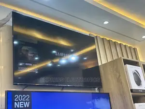 Mesmeric Newly Sealed 50Q60A Samsung UHD Display