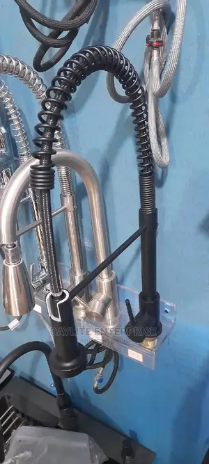 Black Chain Pull Out Tap