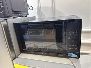 LED Lamp - Stable Ring Black Microwave Oven LG MS2042DB