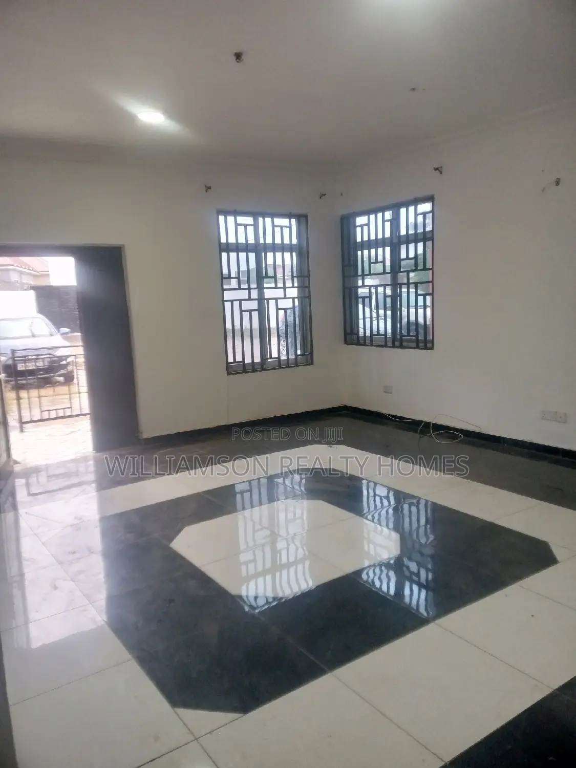 3bdrm Apartment in Community 18,, Spintex for rent