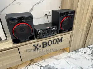 Mesmeric Newly Sealed LG Cl65 950W X-Boom Hifi