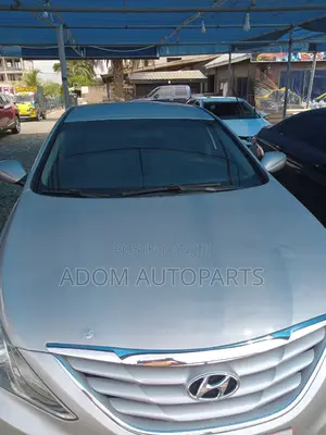 Hyundai Sonata 2011 2012 2013 Windscreen Available