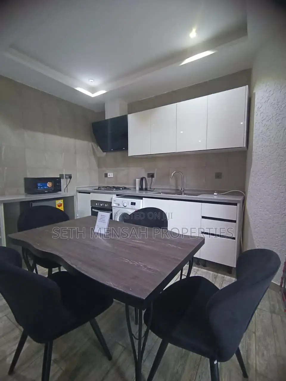 2bdrm Apartment in Skm, East Legon for Rent