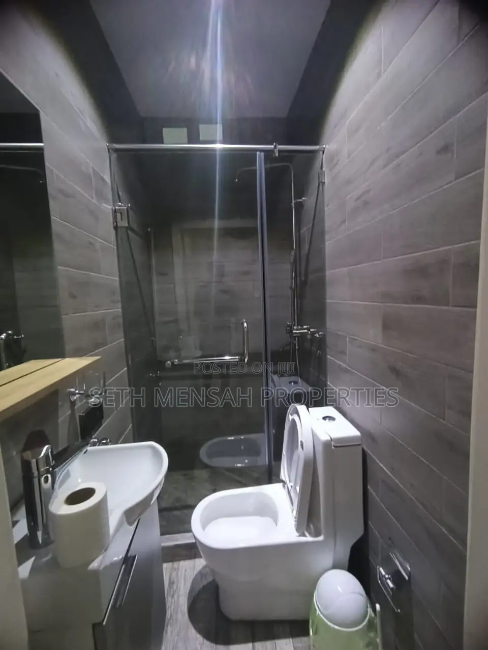 2bdrm Apartment in Skm, East Legon for Rent