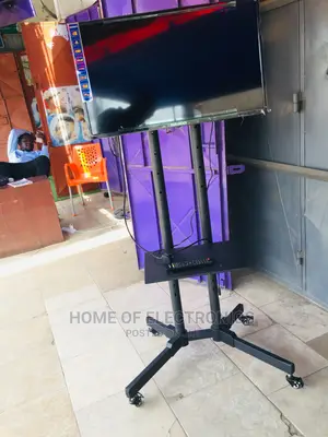 5FT Tall Movable/Trolley Mobile TV Stand With Wheels(32-70)