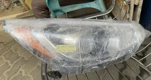 Hyundai Accent 2014 - 17 Headlights