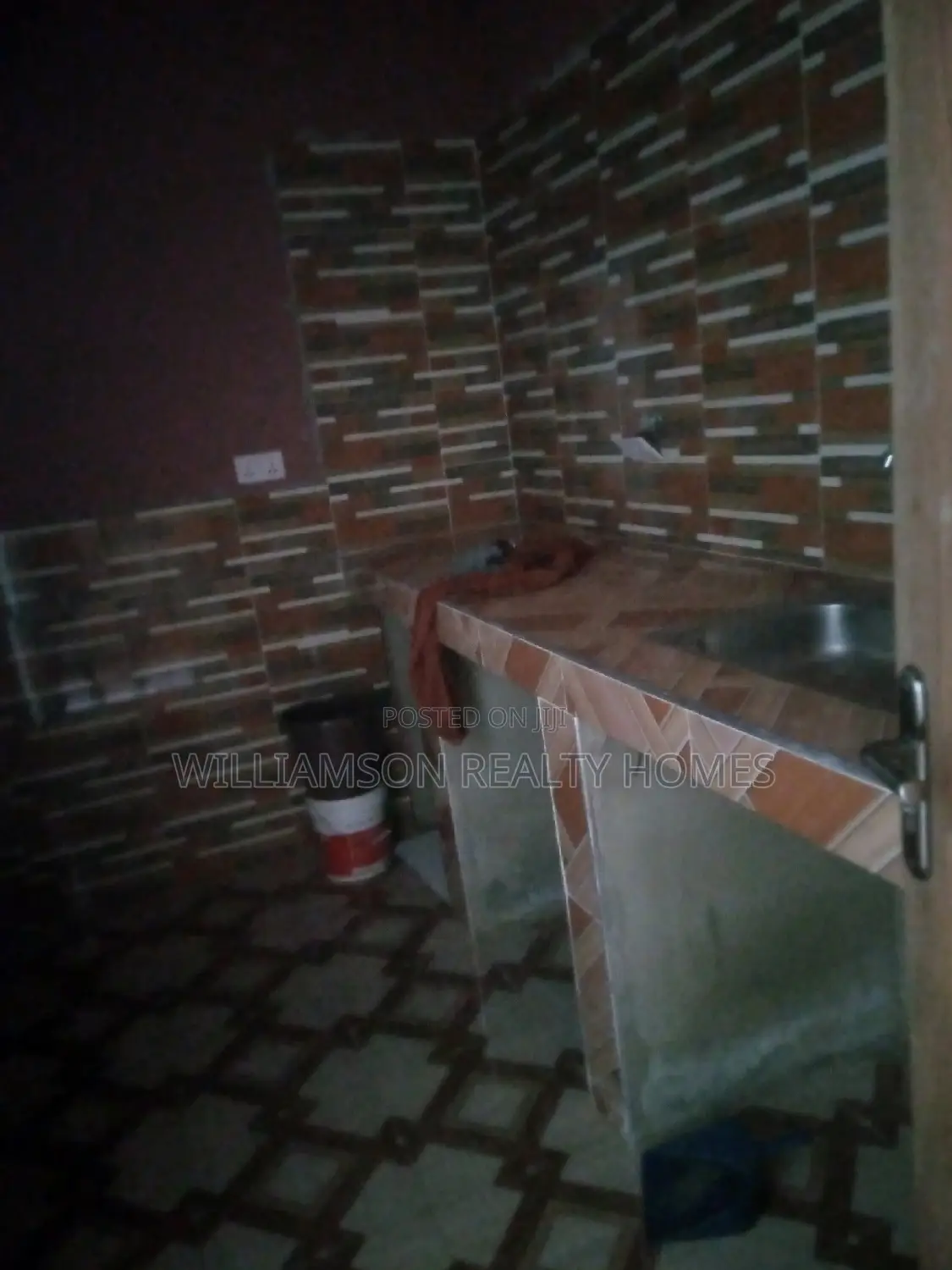 1bdrm Apartment in Community 18, Spintex for rent