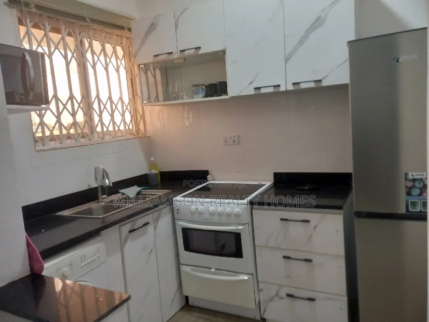 Furnished/Luxury 2bedrms Apt,Spintex