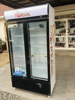 Adorable Pearl PVC 49–. 368 L Display Fridge