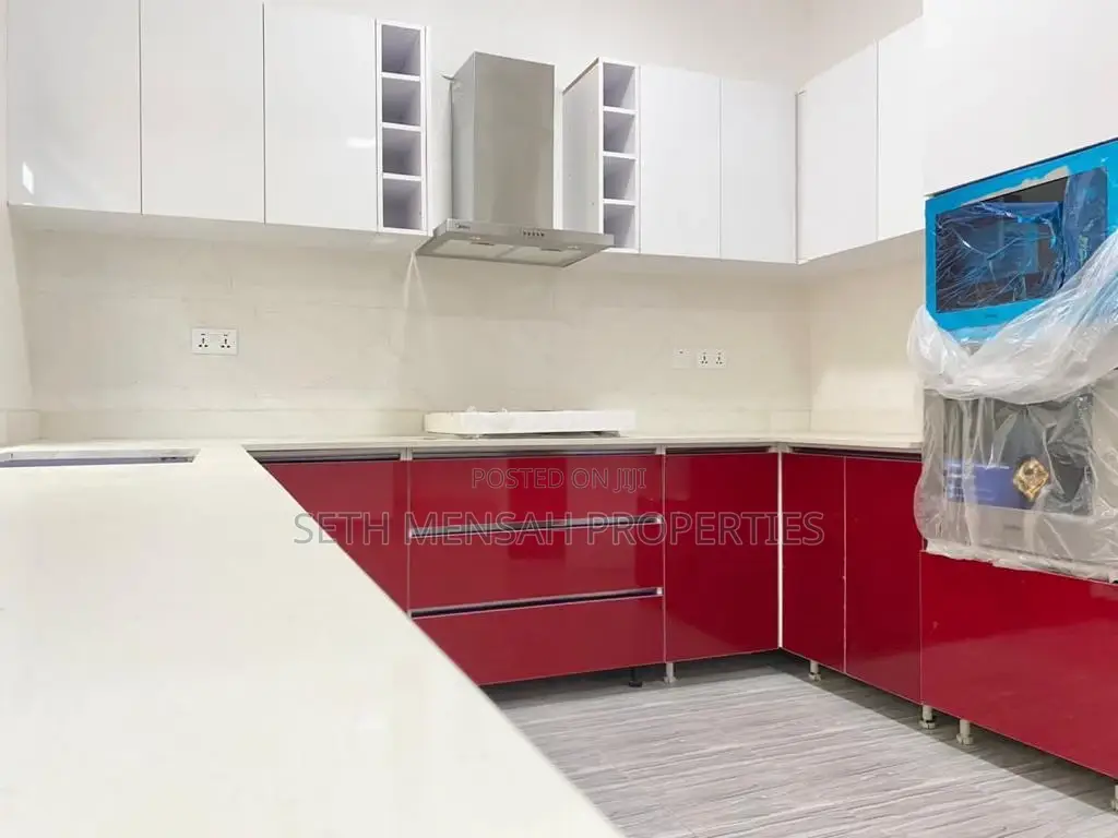 3bdrm Apartment in Skm, Mile 7 for Rent