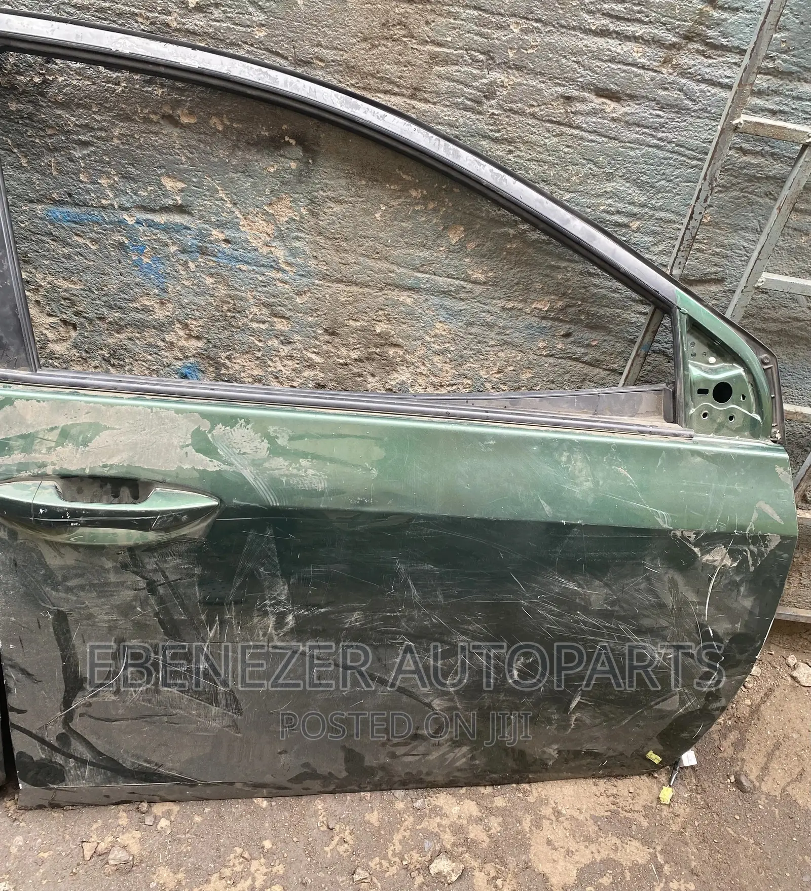 Toyota Corolla 2015 Door