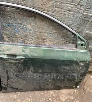 Toyota Corolla 2015 Door