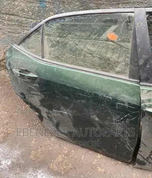 Toyota Corolla 2015 Door