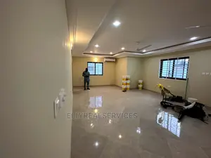 3bdrm House in Elly Real Estate, Ashaley Botwe for sale