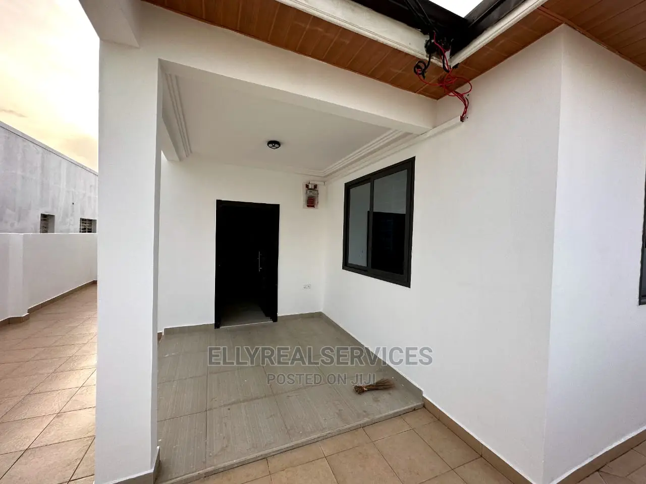 3bdrm House in Elly Real Estate, Ashaley Botwe for sale