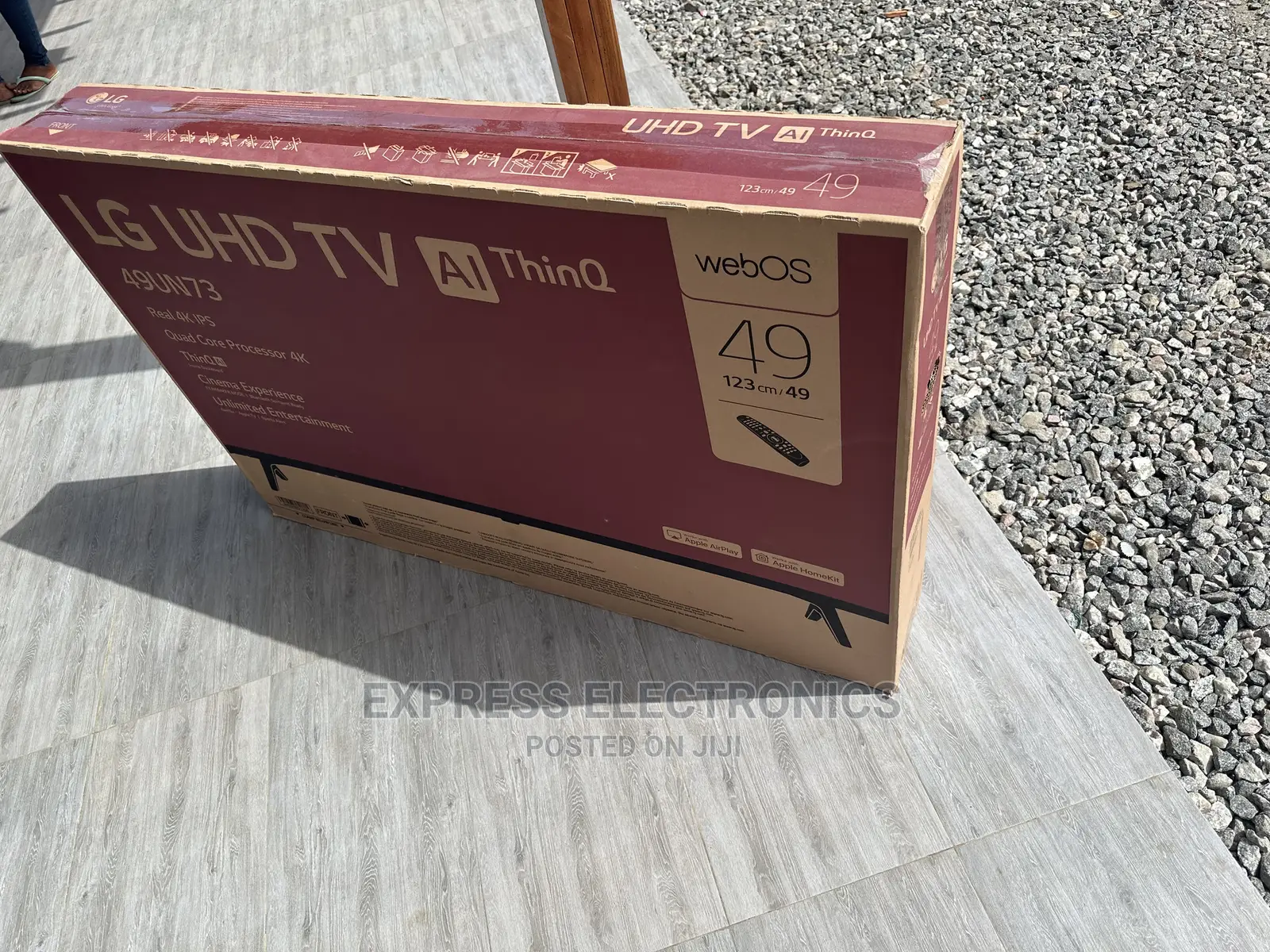  Smart Ultra Modern UHD UN73 49” LG