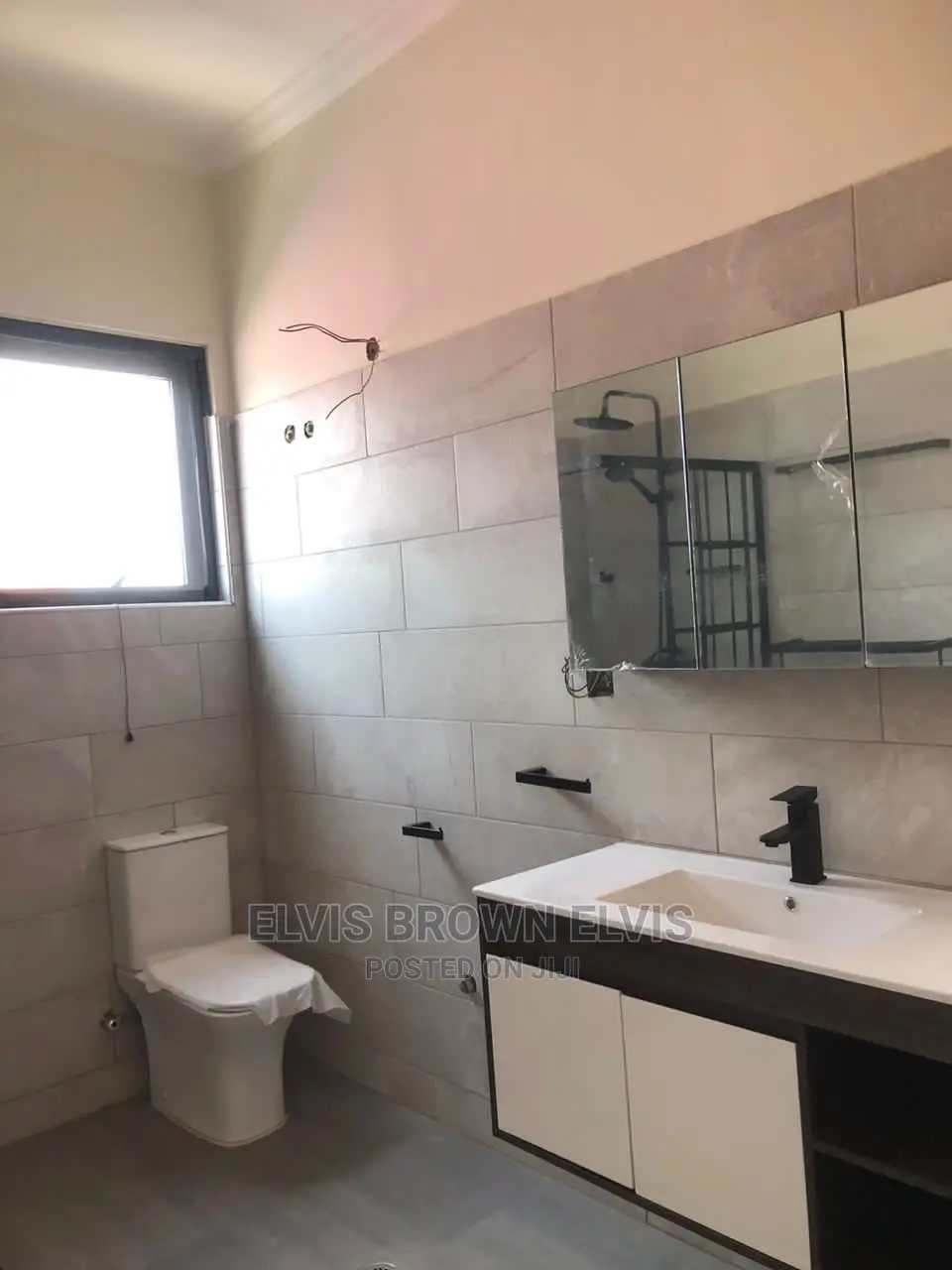 4bdrm House in Living Large, Adjiriganor for Rent