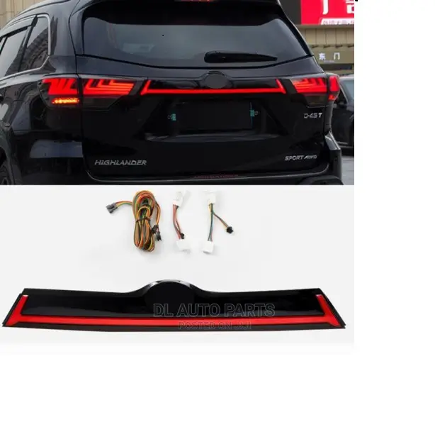 Highlander 2018 Tail Light Cover