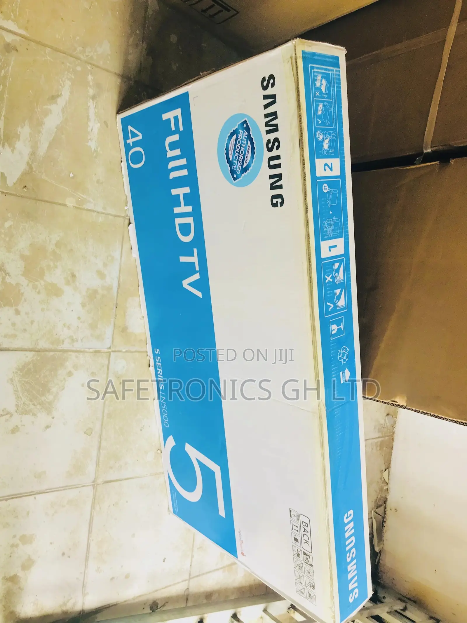 Samsung 40" T5300 HD Smart TV 2020