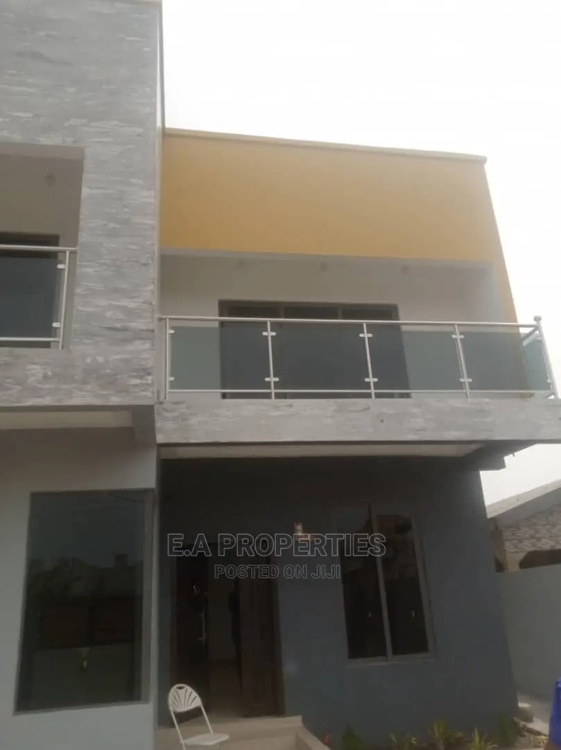 4bdrm House in E A Properties, Ghana Flag for sale