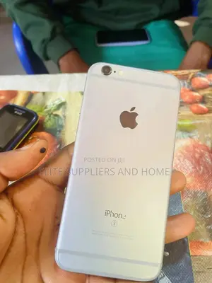 Apple iPhone 6s 16 GB Silver