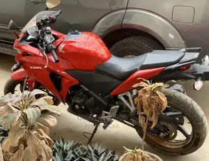 Honda CBR 2013 Red