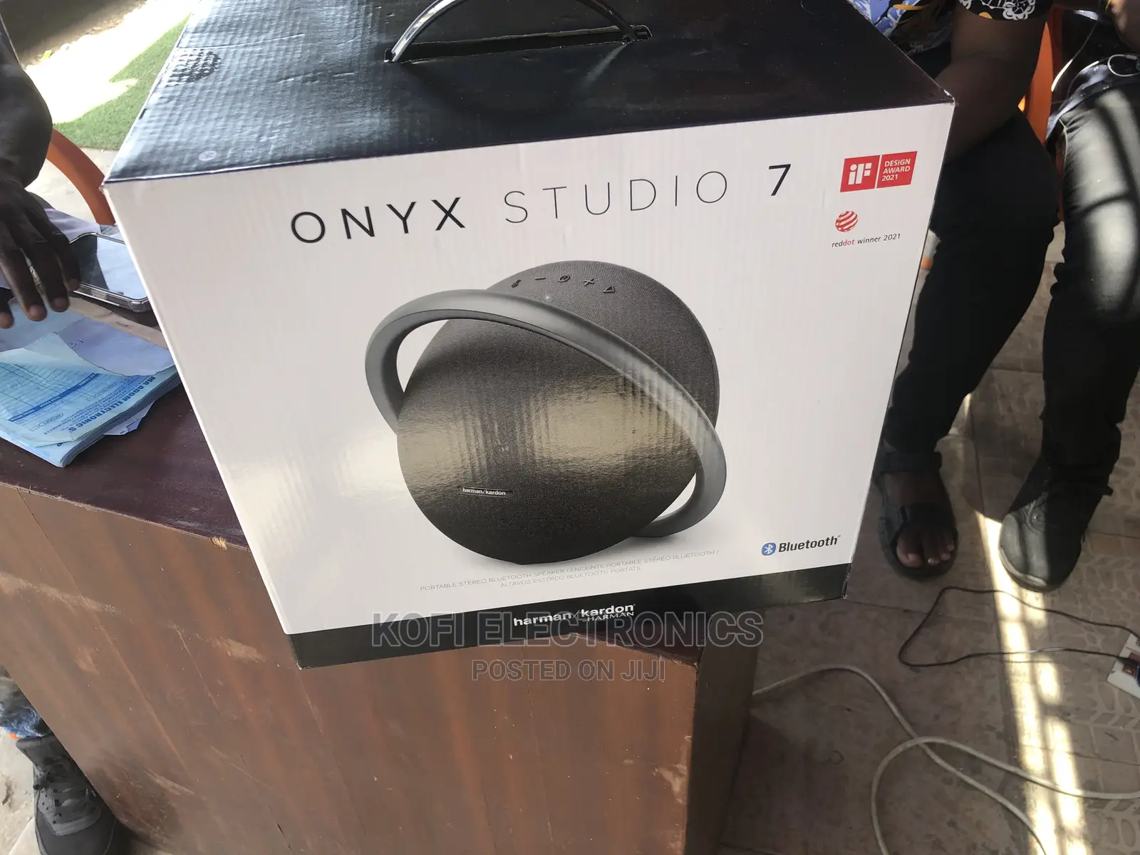 Deep Sound Harman Kardon Onyx Studio 7 Bluetooth Speaker