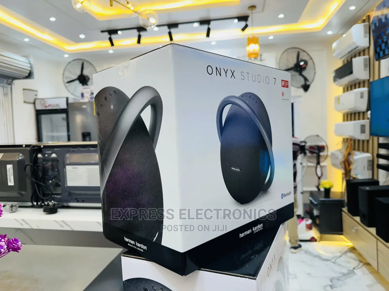 Onyx Studio 7 Get Discount on Bluetooth Speaker