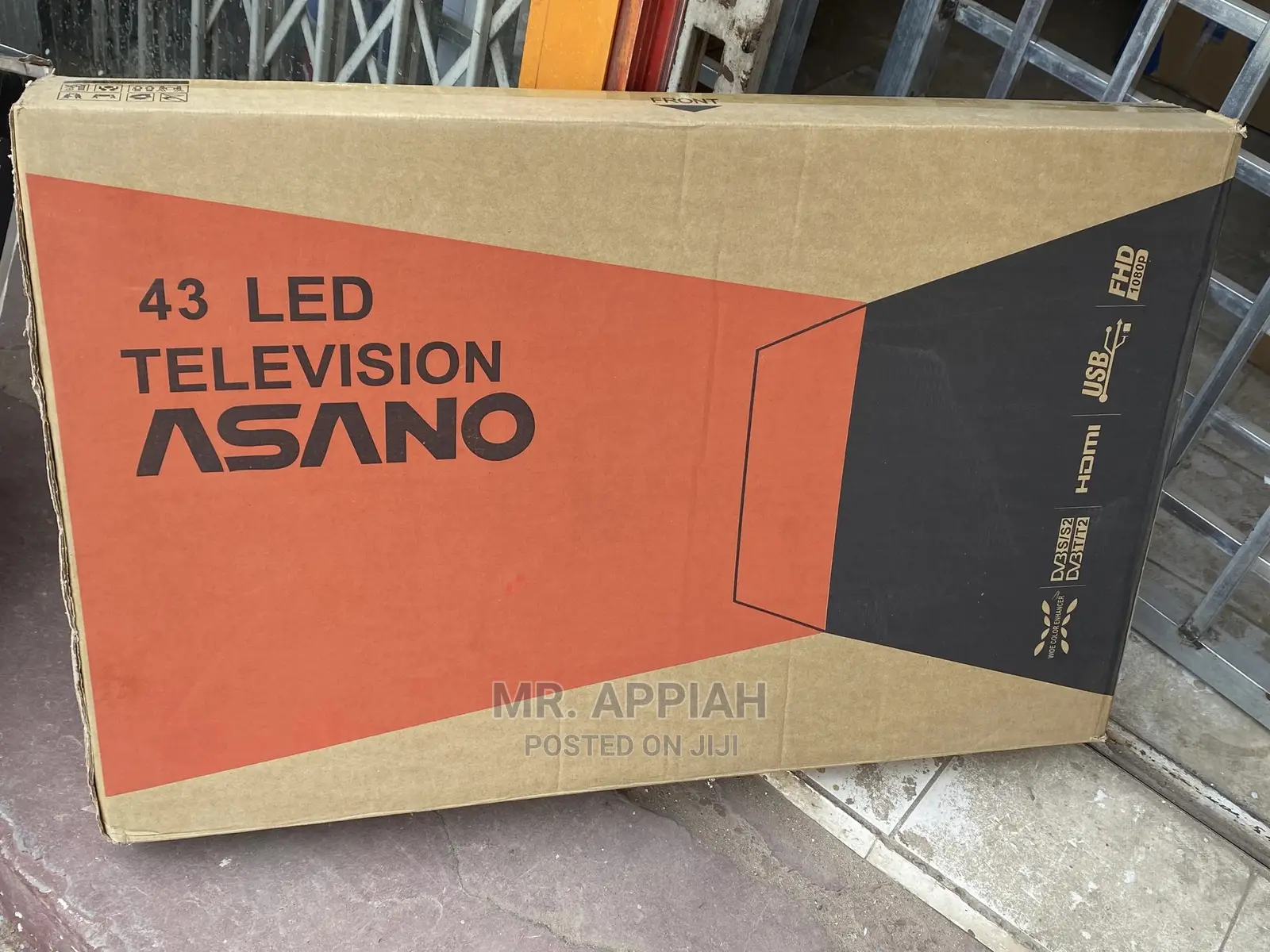 Smart Digital Satellite TV 43inch
