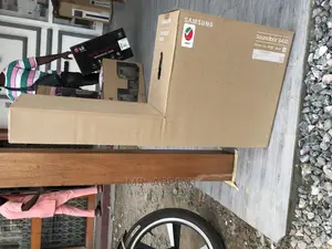 Long Lasting Samsung Soundbar With Good Sounds HW-B450.