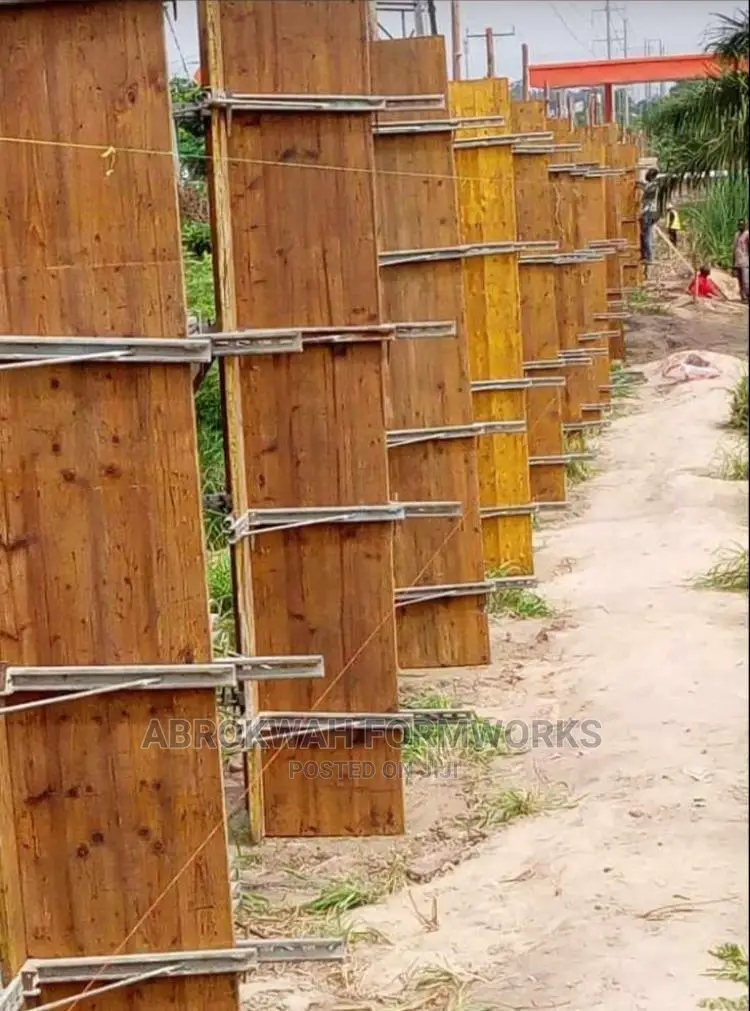 Formworks/Acrojacks/Scaffolds/Metals/Tiles/Paint/Machines