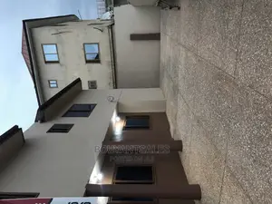 5bdrm House in Abokobi for sale