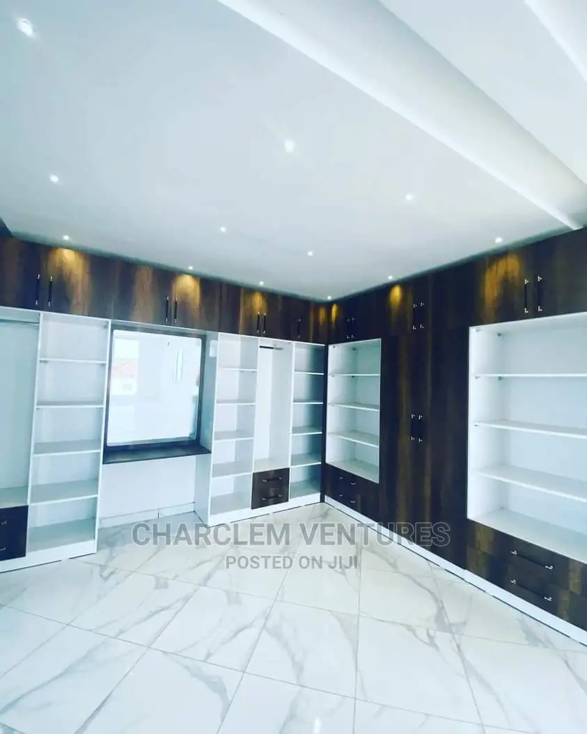 5bdrm House in Charclem Ventures, East Legon for Sale