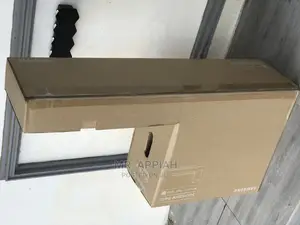 Affordable Samsung Soundbar (HW-B450).