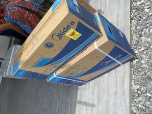Split Air Conditioner(Midea MSAF-12CRN1 1.5HP R410)