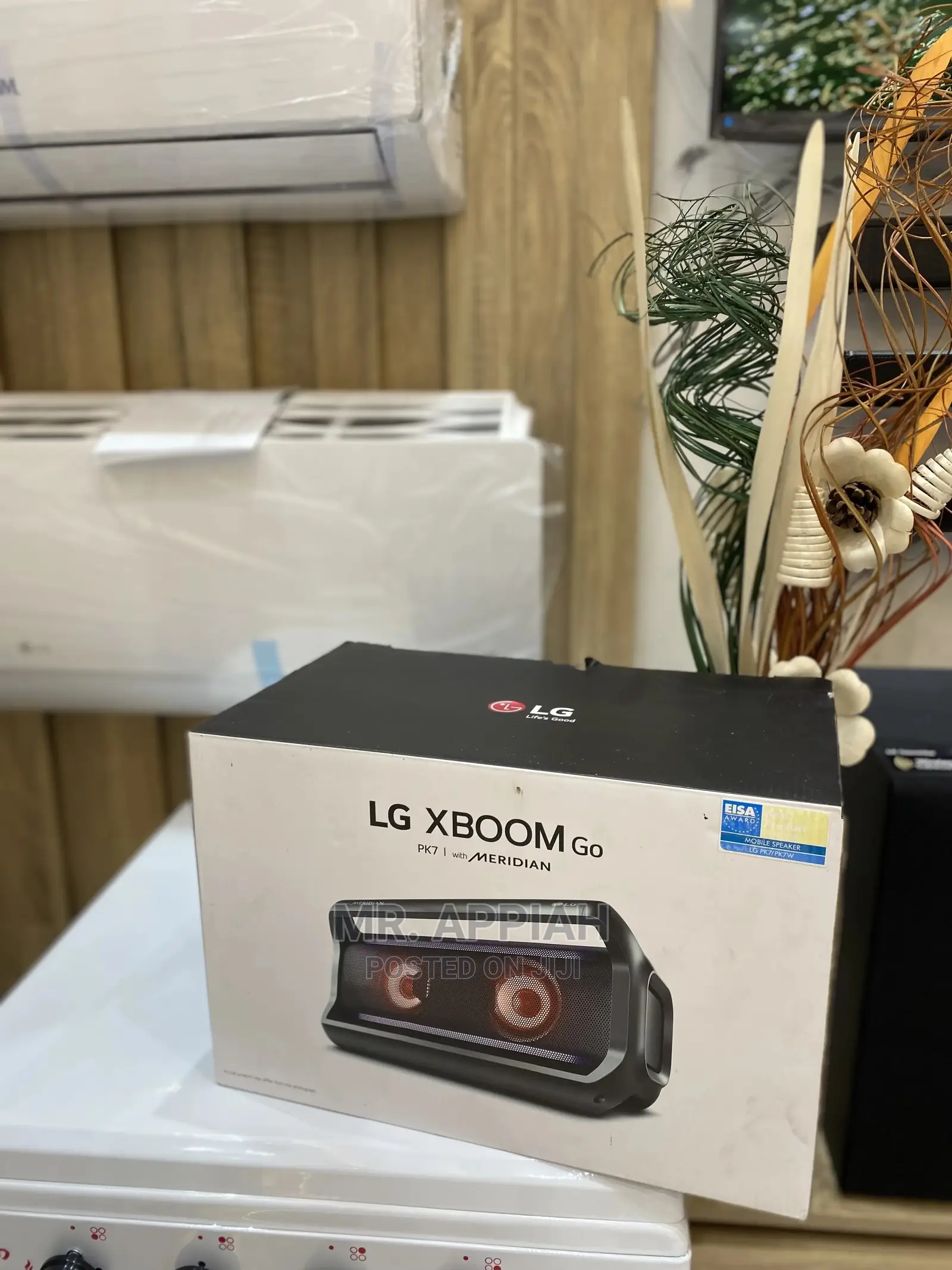 Original XBOOM PK7 Bluetooth Speaker.
