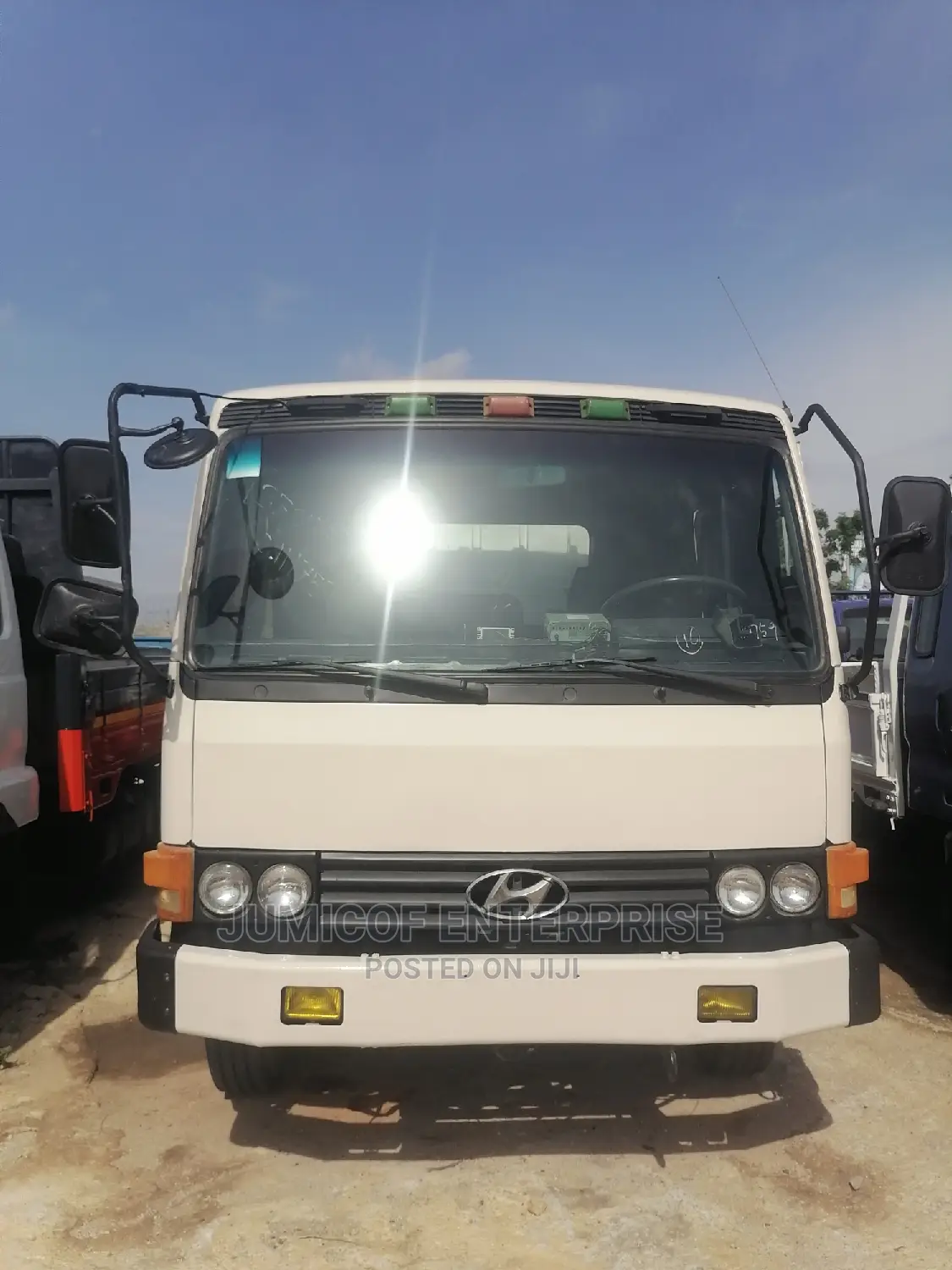 Hyundai 5 Ton Truck (Old Type)