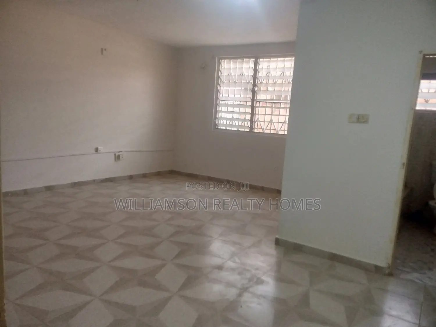 1bdrm Apartment in Community 18 Area, Spintex for rent