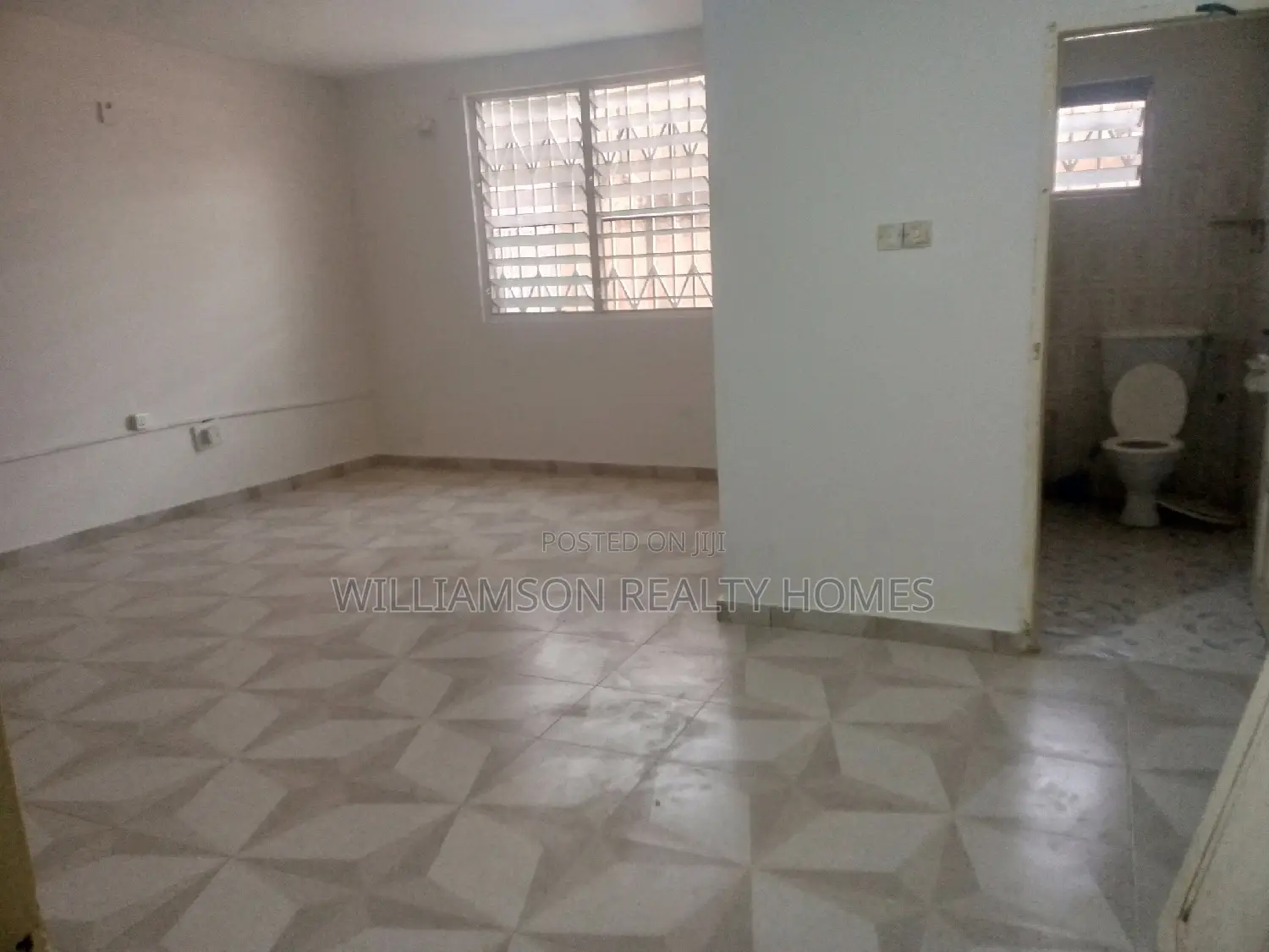 1bdrm Apartment in Community 18 Area, Spintex for rent