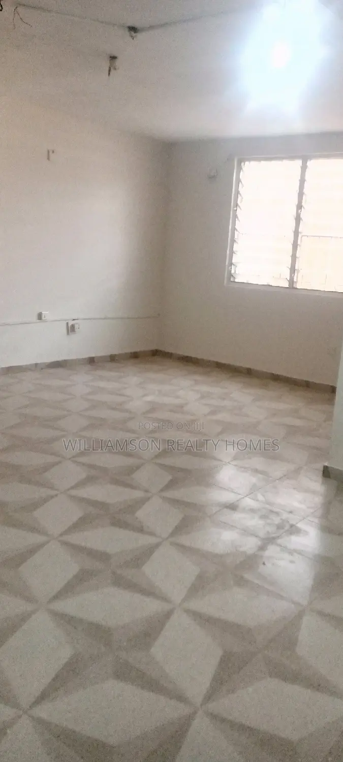 1bdrm Apartment in Community 18 Area, Spintex for rent